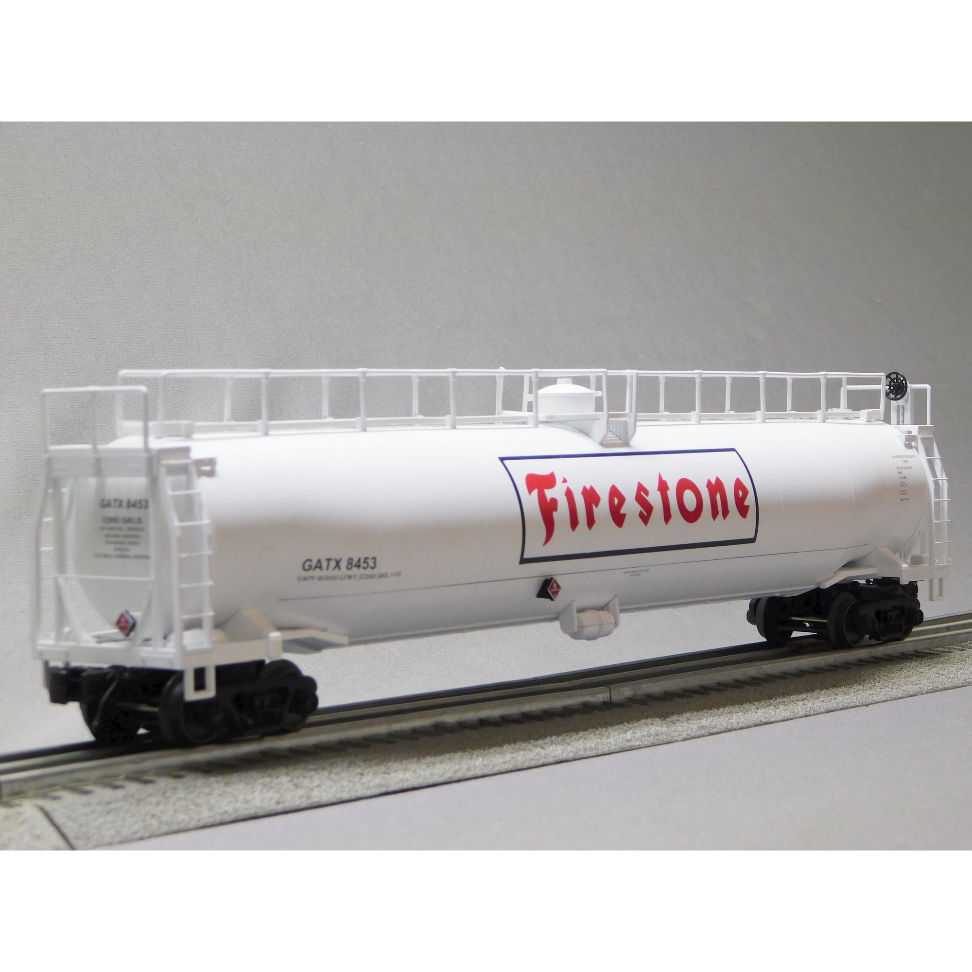 M.T.H. Electric Trains MTH Premier Firestone 33K Gallon Tank CAR O Gauge 20-96813 (20-96813-8453)