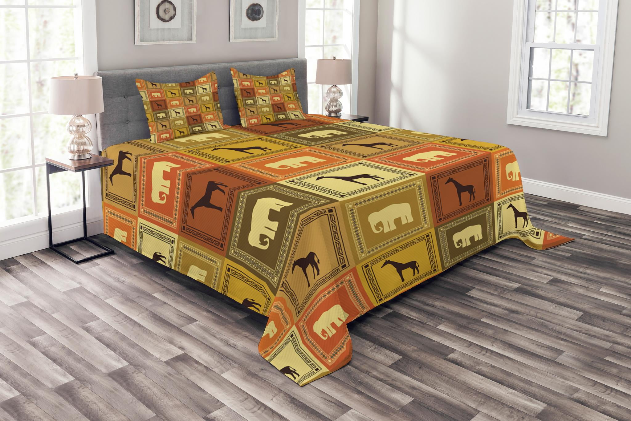 Safari Bedspread Set Queen Size, African Animals Pattern Silhouette