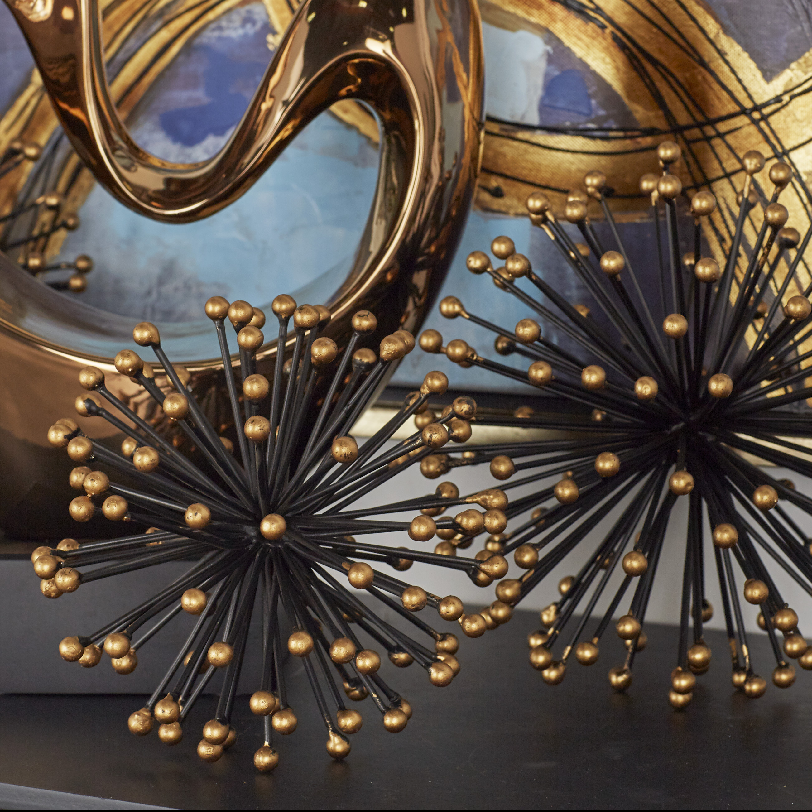 Decmode Silver Metal Orbs with Round Tips, Set of 3 10", 8", 6