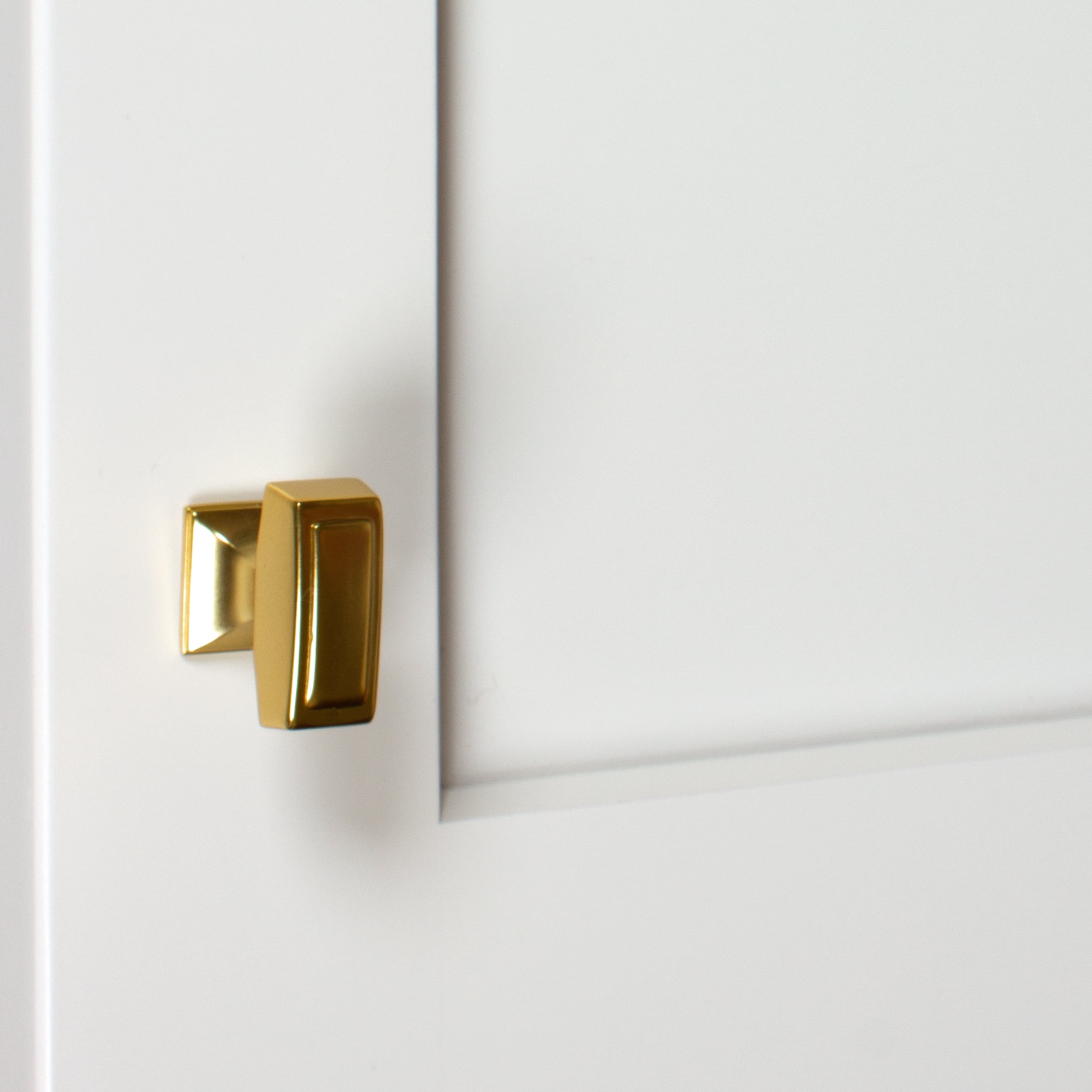 GlideRite 1-1/8 in. Transition Style Rectangle Cabinet Knob, Brass Gold, Pack of 25