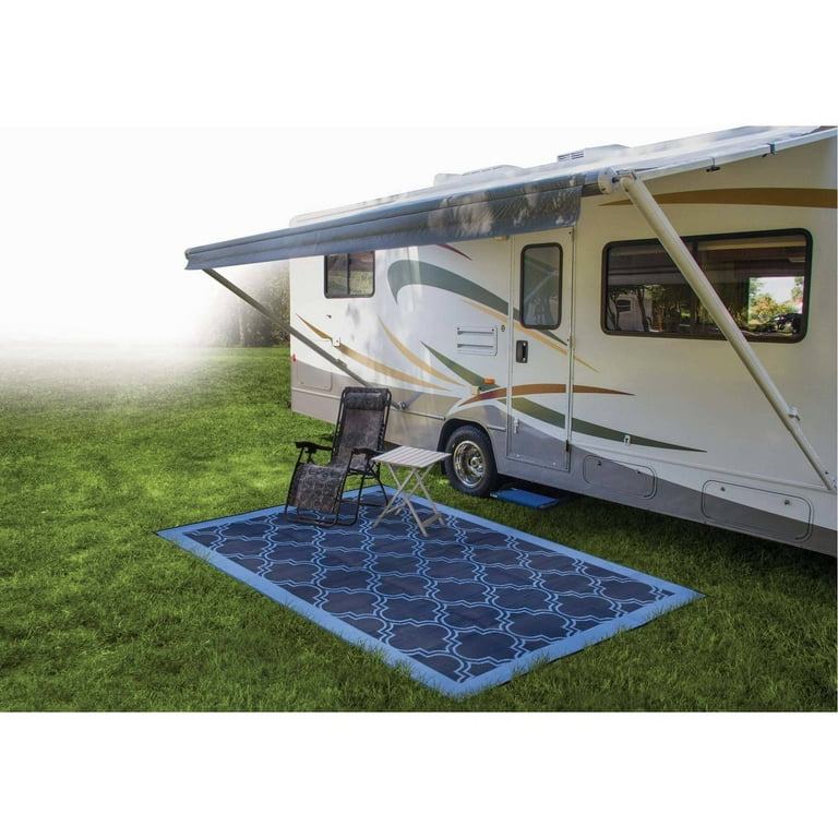 Camco 6' x 9' Reversible RV Outdoor Mat, Camping Mat, Checkered 