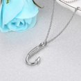 thumbnail image 4 of Colgante de Acero inoxidable Yashi con diseño de anzuelo de pescado cenizas color plata, 4 of 5
