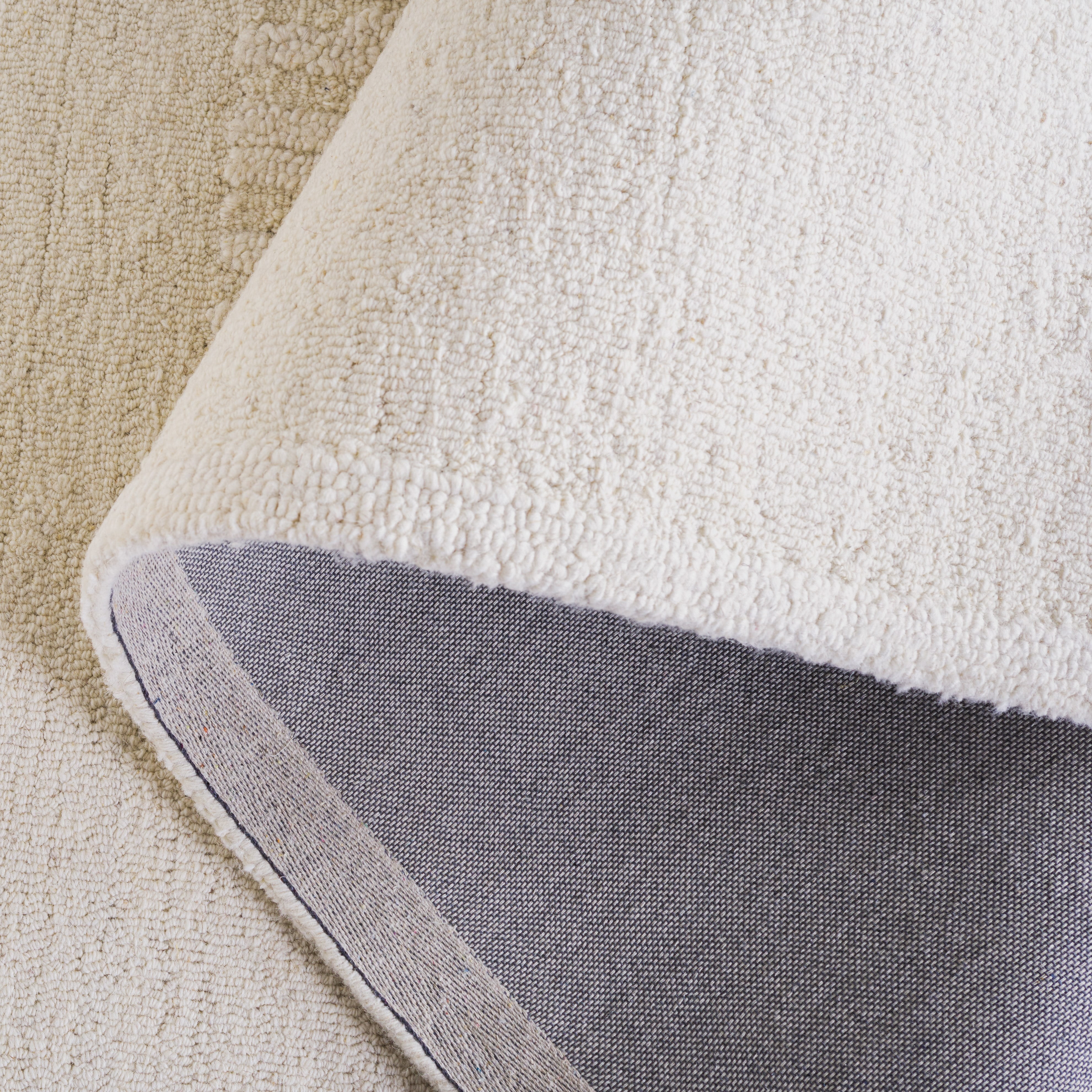 SAFAVIEH Rodeo Drive Robbie Abstract Area Rug, Ivory/Beige, 4' x 6'