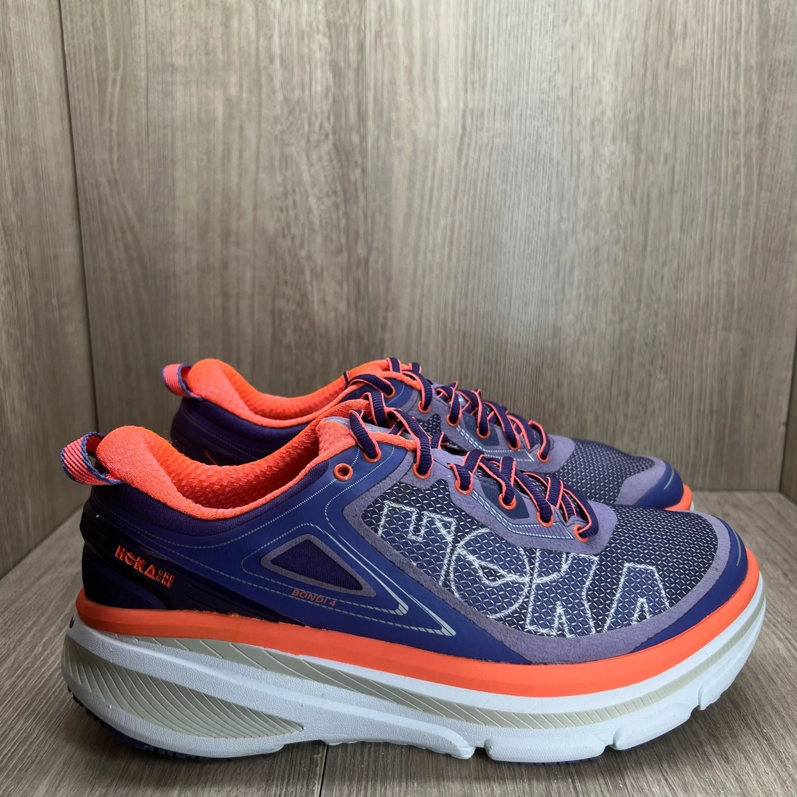 HOKA Bondi 4