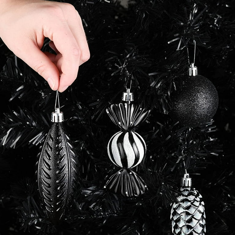 24-Piece Black Shatterproof Christmas Ornaments Set - Gift