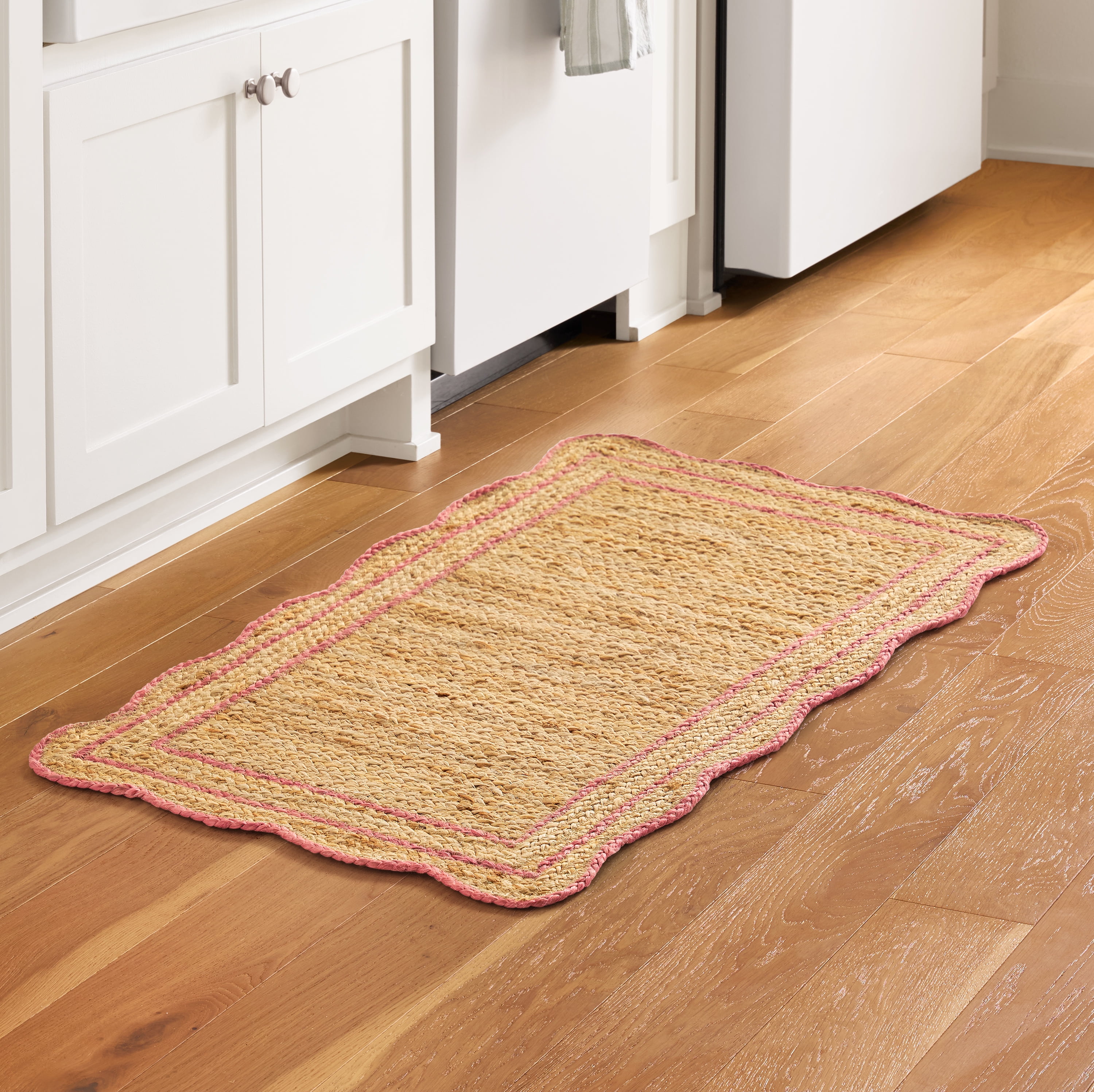 The Pioneer Woman 100% Jute Scallop Kitchen Rug, Natural & Coral, 20" x 34"