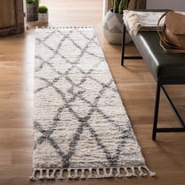 SAFAVIEH Berber Fringe Amyas Geometric Shag Runner Rug, Creme/Black, 2' x 8'