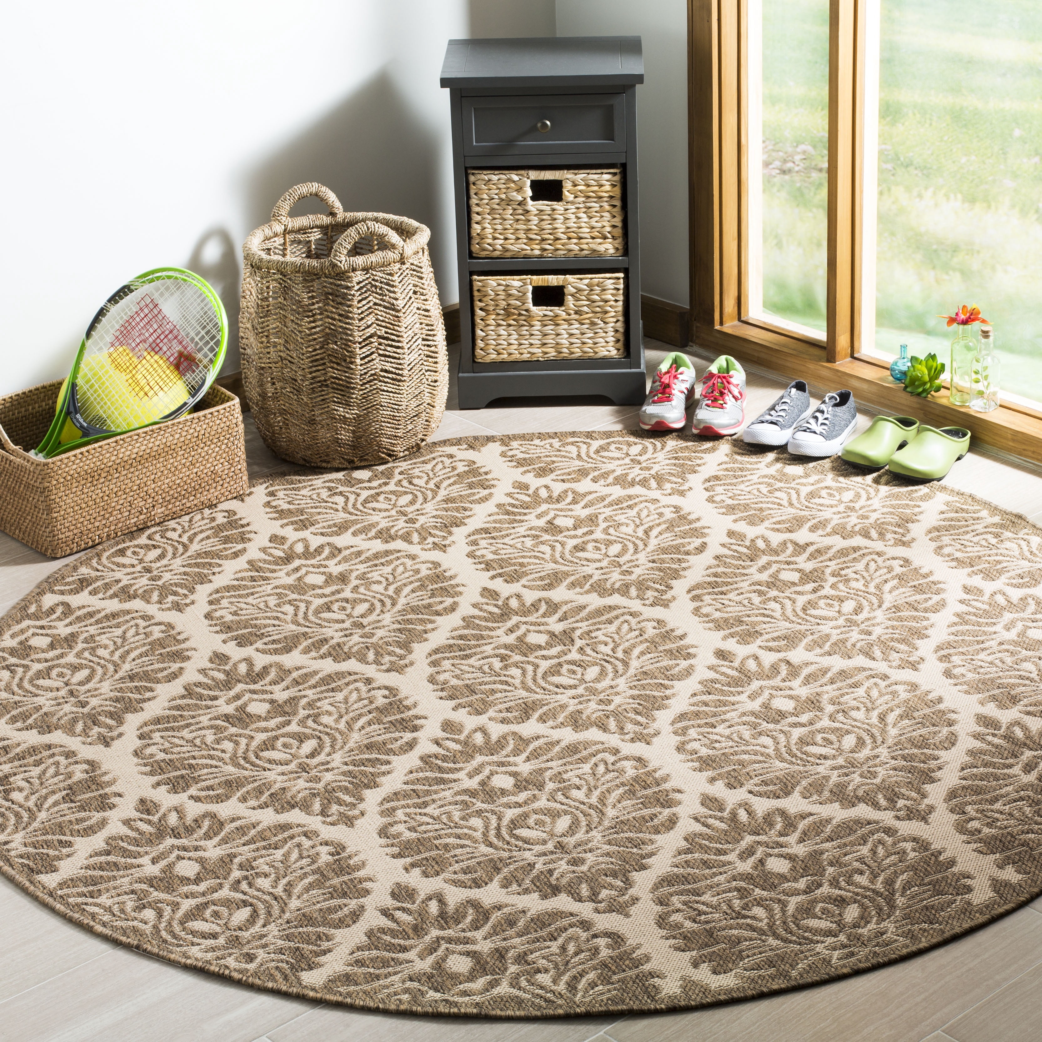 SAFAVIEH Linden Bryony Geometric Indoor/Outdoor Area Rug, Cream/Beige, 6'7" x 6'7" Round