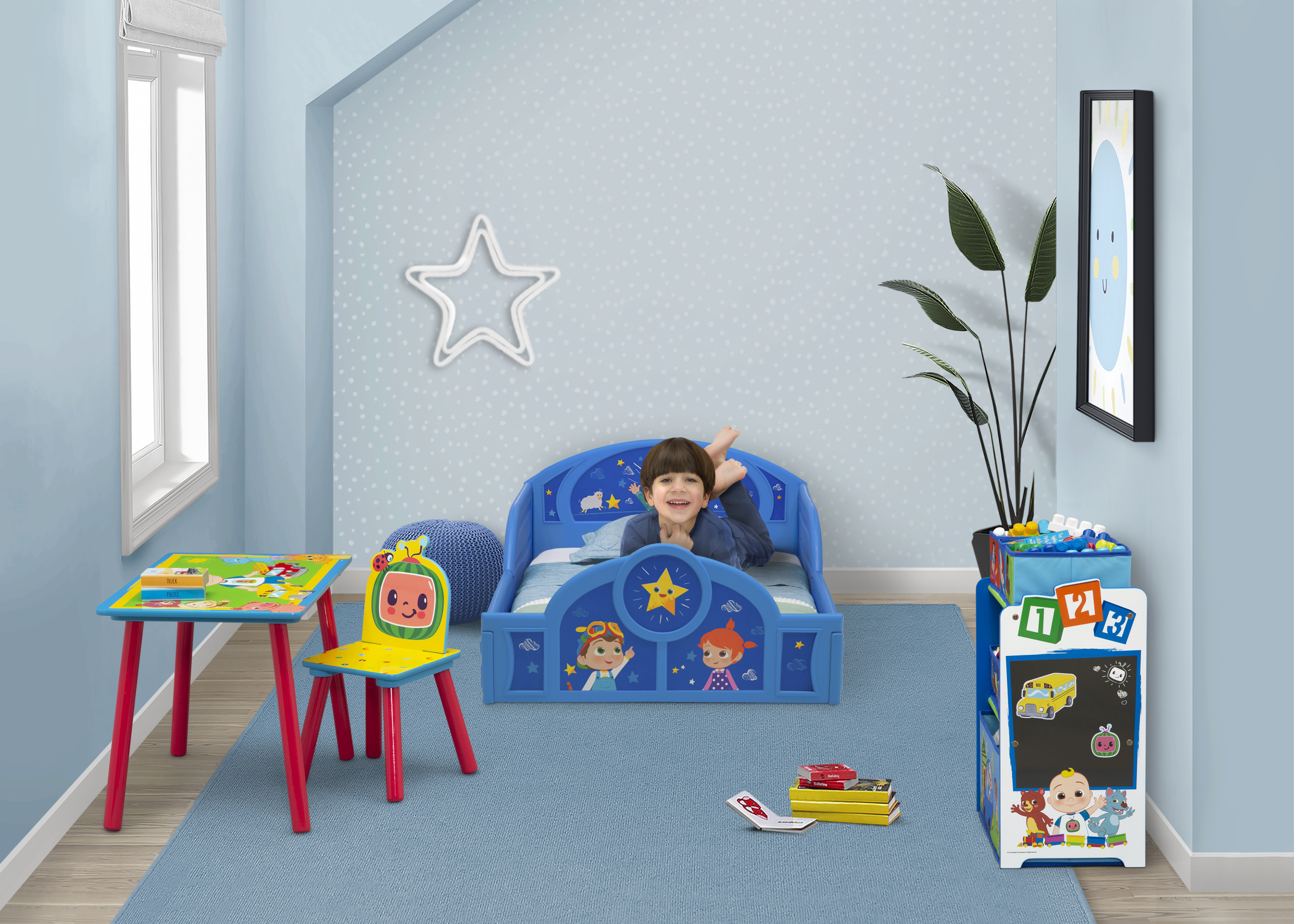 CoComelon 4-Piece Room-in-a-Box Bedroom Set by Delta Children - image 3 of 20