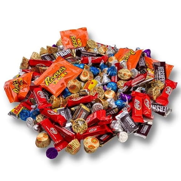Hershey Chocolate Candy Variety Pack- 2 Lb - Dark Chocolate & Milk Chocolate - Hershey Kisses, Reese, Kitkat More! Chocolate Bar, Chocolate Bulk Candy Individually Wrapped