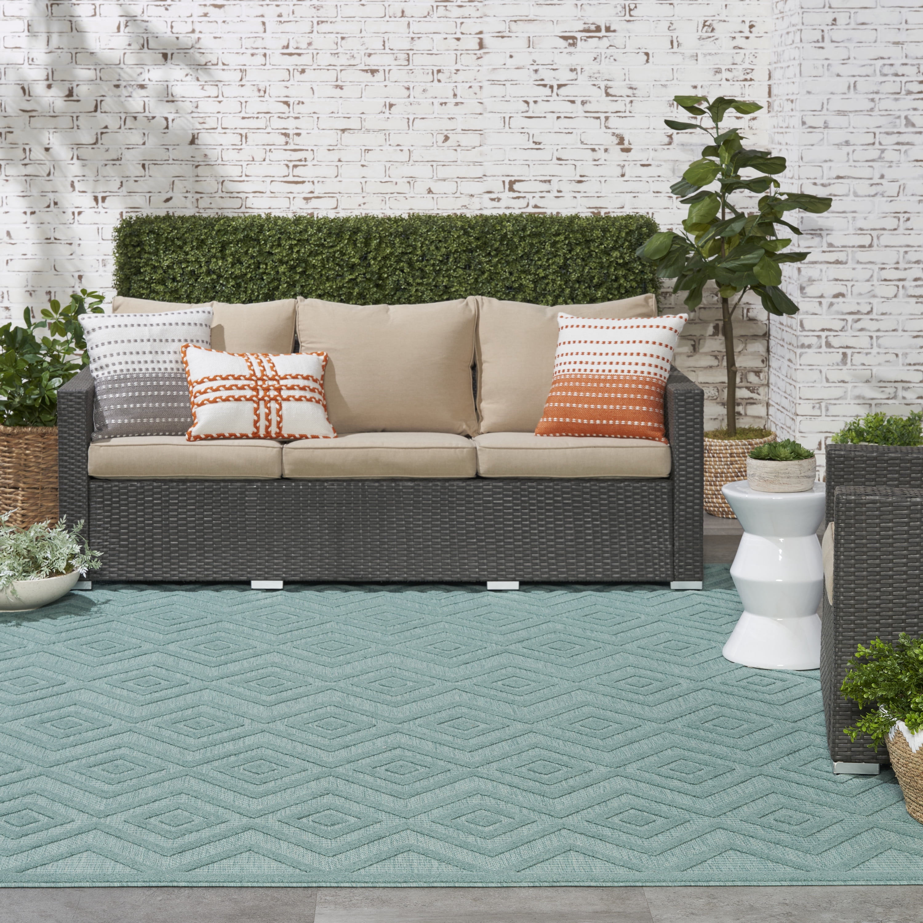 Nourison Versatile Indoor/Outdoor Aqua/Teal 8' x 10' Area Rug, (8x10)