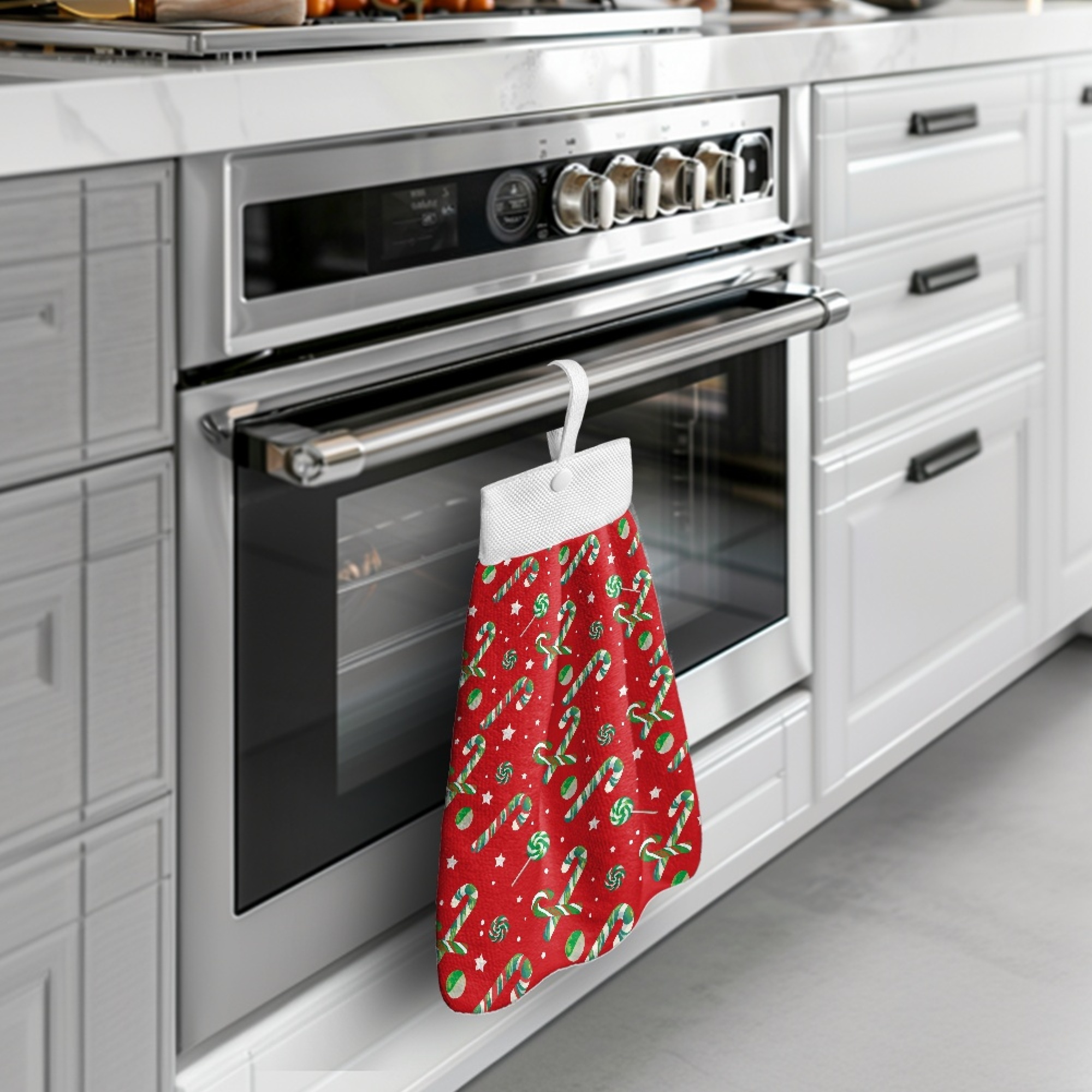 SEANATIVE Christmas Hand Towels for Bathroom Candy Canes Kitchen Small Hand Towels with Hanging Loops Soft Thick Dish Towel Hangs on Appliances Towel Decorations for Home Set of 3
