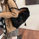 thumbnail image 3 of Bolso Bolsillo en Hobo Hombro Gamuza para Mujeres, 3 of 9