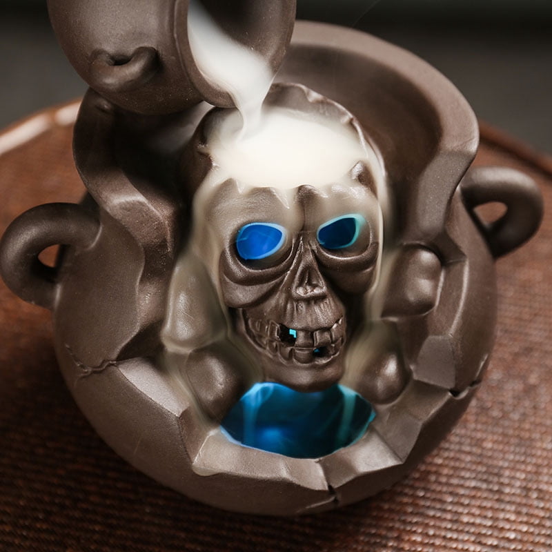 Backflow Incense Burner Skull Ceramic Incense Holder Backflow Incense Cones Holder Ceramic Incense Waterfall Burner Skull Halloween Decor for Home Office Yoga Temple Ornament Type