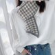 thumbnail image 3 of Triángulo oblicuo femenino agudo geométrico cálido pequeño grueso cuello de punto de s mujeres de invierno bufanda de punto envoltura Gris beige BLESIY Bufanda larga de mujer, 3 of 8