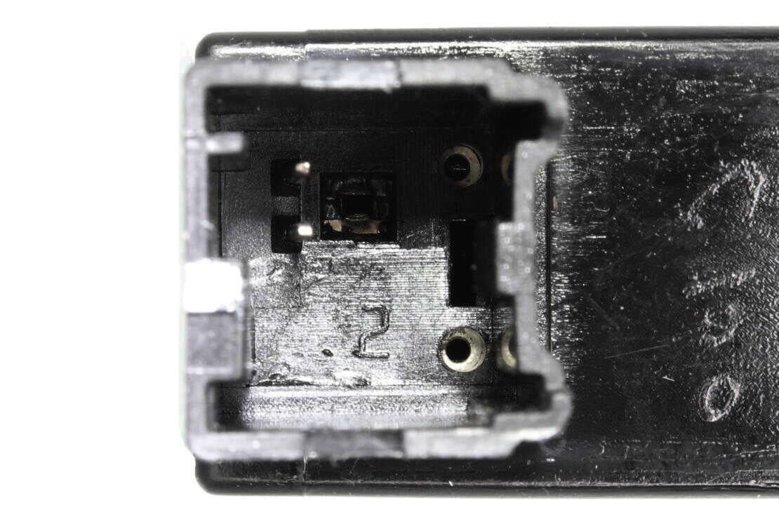 VEMO V40-73-0066 Switch, clutch control (engine timing)