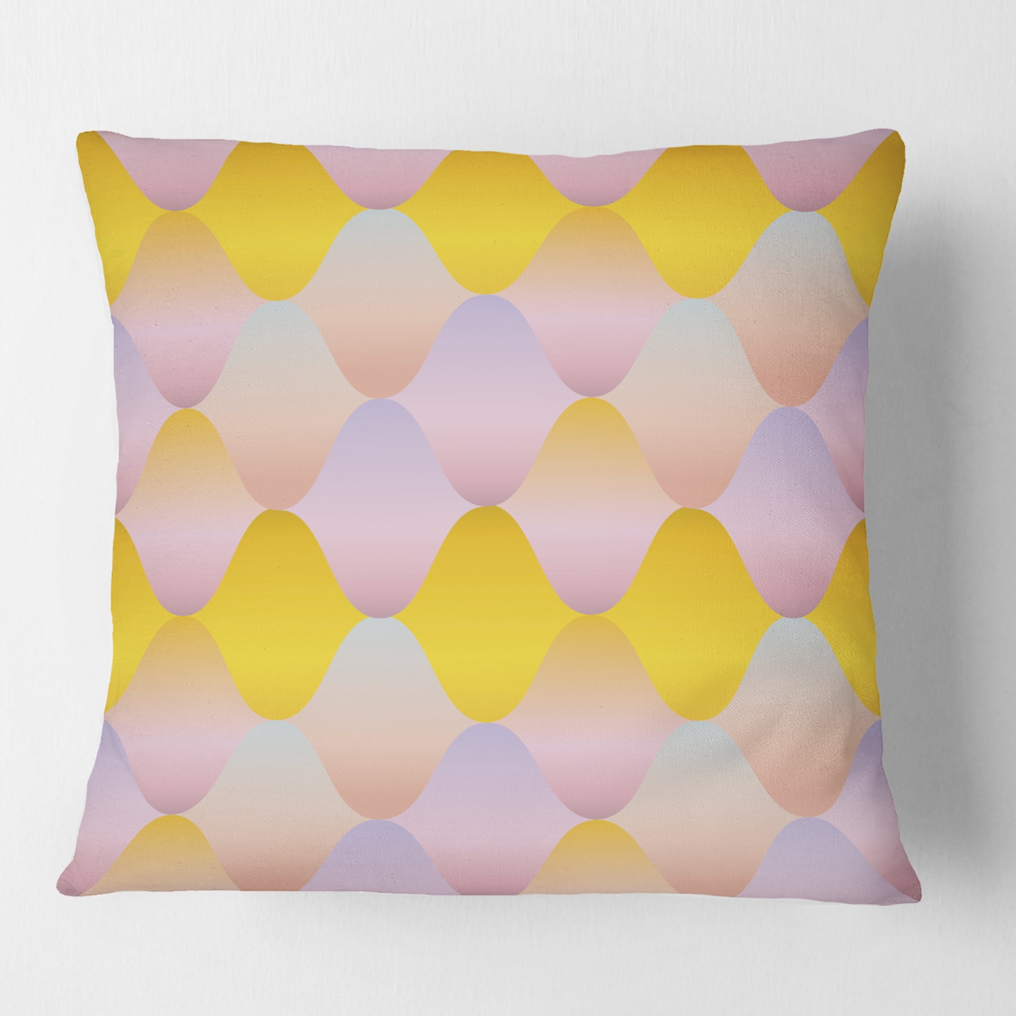 Designart Golden Geometrical Diamond Pattern II' Mid-Century Modern Throw Pillow - 18x18