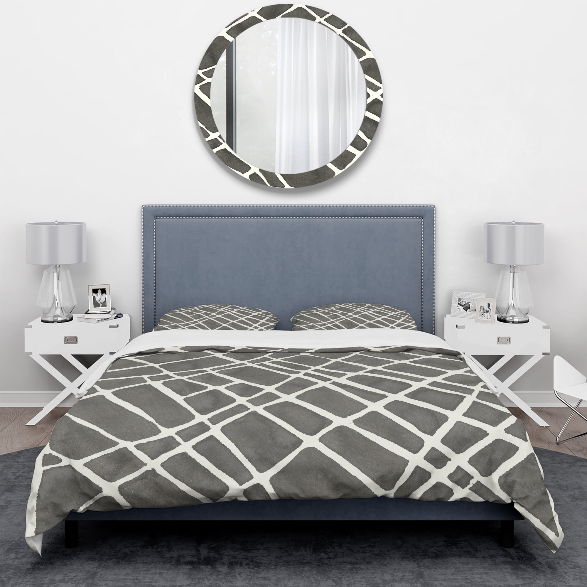 Designart 'Minimalist Graphics V' Geometric Duvet Cover Set