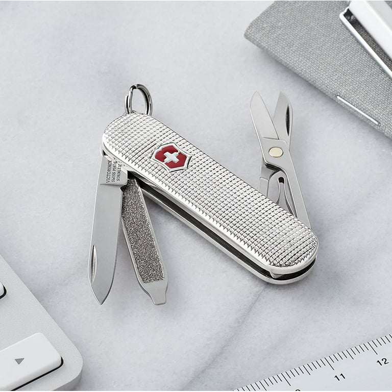 Victorinox Swiss Army Classic SD Pocket Knife, White,58mm
