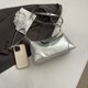 thumbnail image 4 of Bolso de hombro Mujeres casuales grandes capacidad de gran capacidad moderno data de bolso plateado, 4 of 9