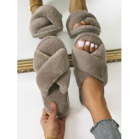 

Women‘s Pink Solid Color Bedroom Slippers Crossed & Fluffy Home Slippers