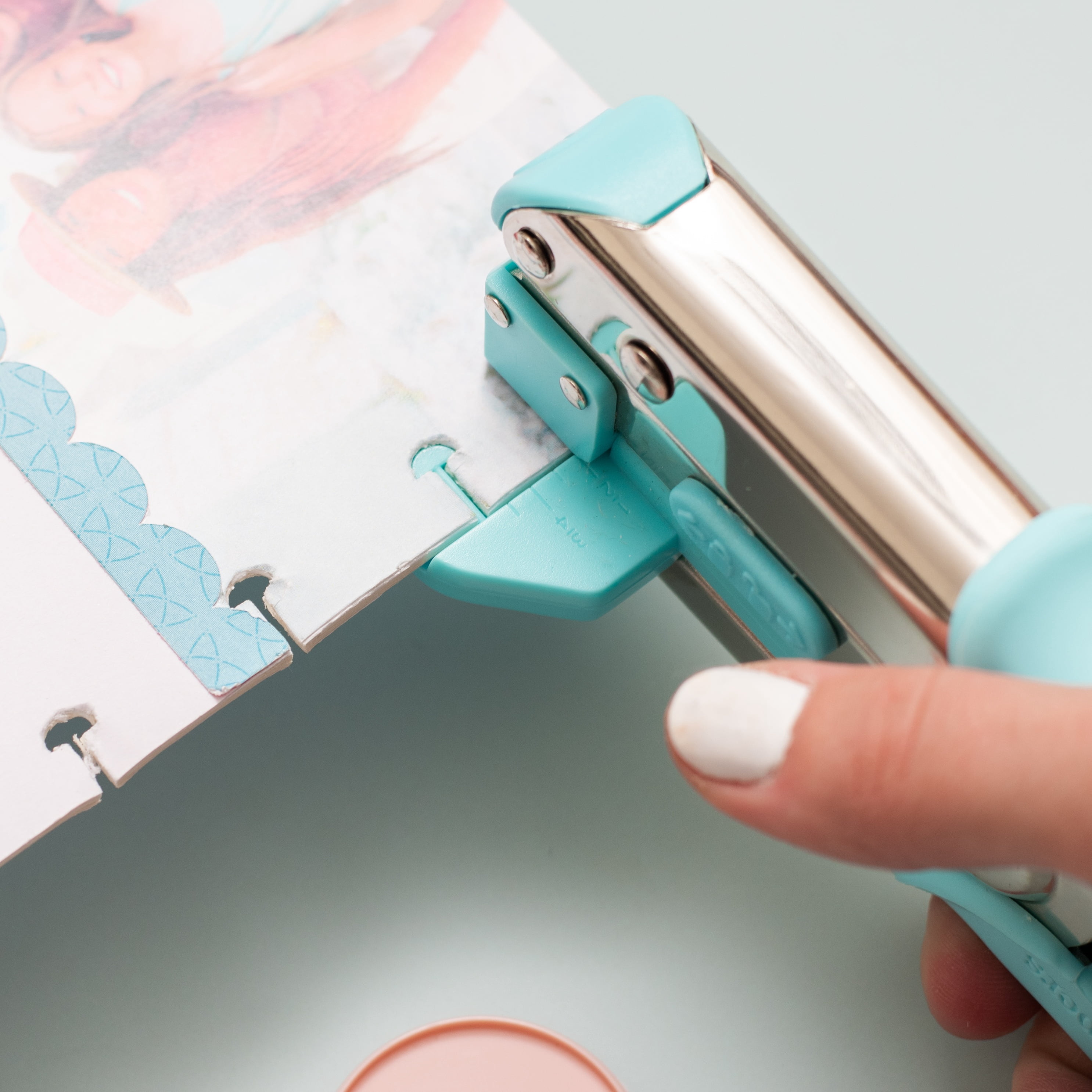 We R Memory Keepers® Crop-A-Dile Disc Power Punch™