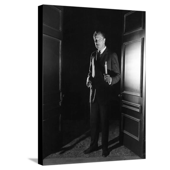 Art.com House on Haunted Hill, Vincent Price, 1959 Stretched Canvas Print Wall Art, 18" x 24"