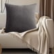 thumbnail image 1 of Funda de Almohada Plisada de Terciopelo Liso | Funda de Cojín Acolchada de 45 X 45 Cm para Sofá, Cabecero y Soporte Lumbar | Terciopelo Pv Suave con Cremallera Oculta para Decoración Del Hogar y La O, 1 of 7