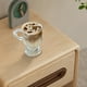 thumbnail image 4 of Vela con aroma a café - Elegante en un recipiente de vidrio con forma de taza hecho de cera de parafina. Aroma acogedor a café y leche. Ideal para cualquier aromaterapia., 4 of 6