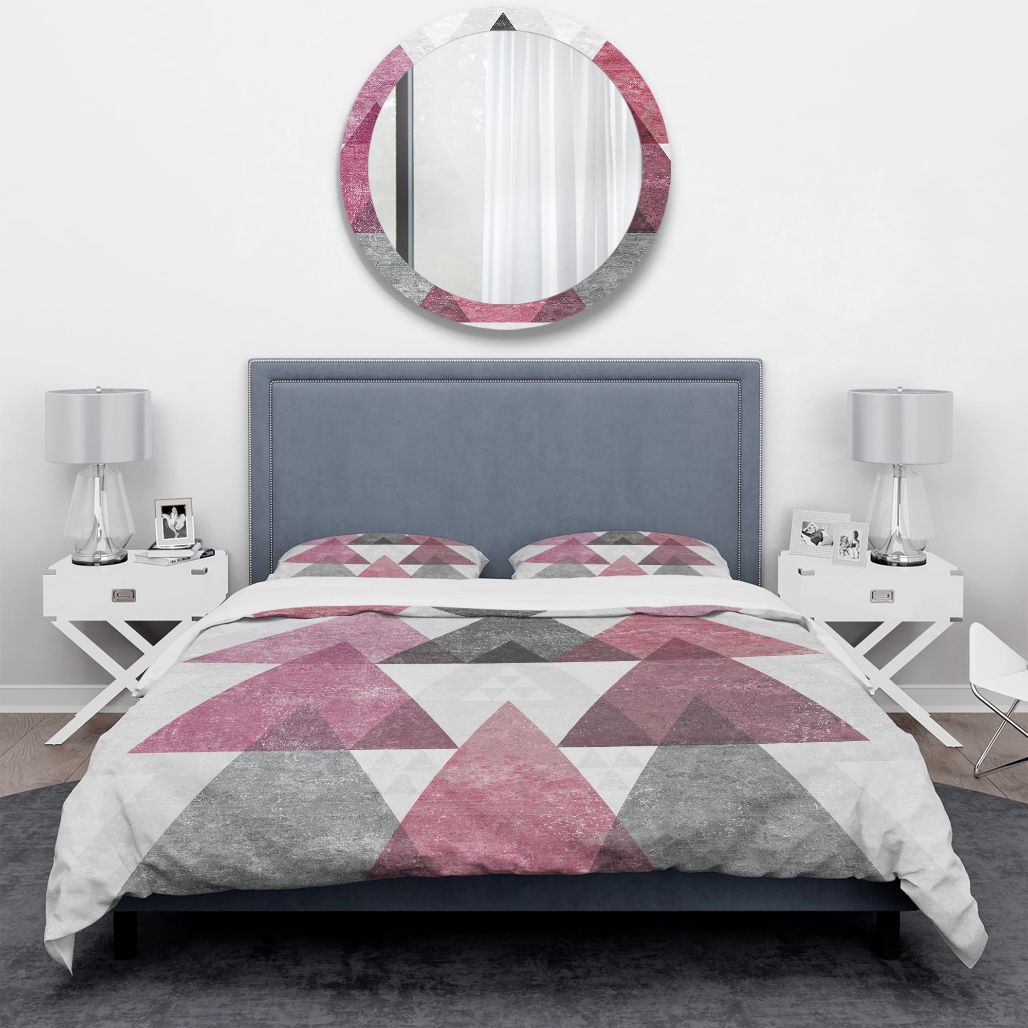 Designart 'Pink Geometric Mod Triangles I' Geometric Duvet Cover Set