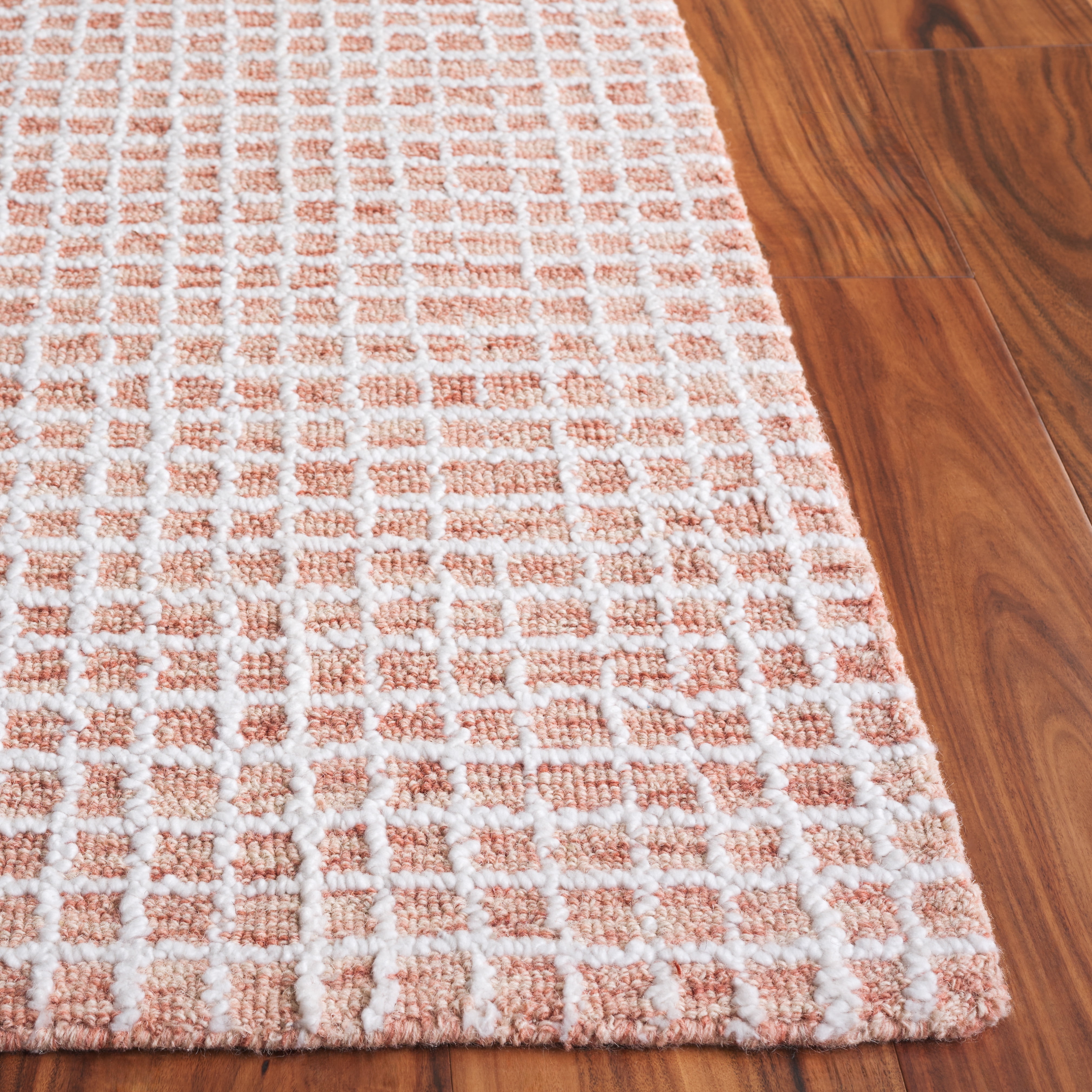 SAFAVIEH Abstract Careen Geometric Area Rug, Ivory/Blush, 4' x 6'