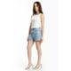 thumbnail image 2 of Mom short con pedrería /Juvenil, 6898 (Mezclilla tono claro) azul CH, 2 of 3
