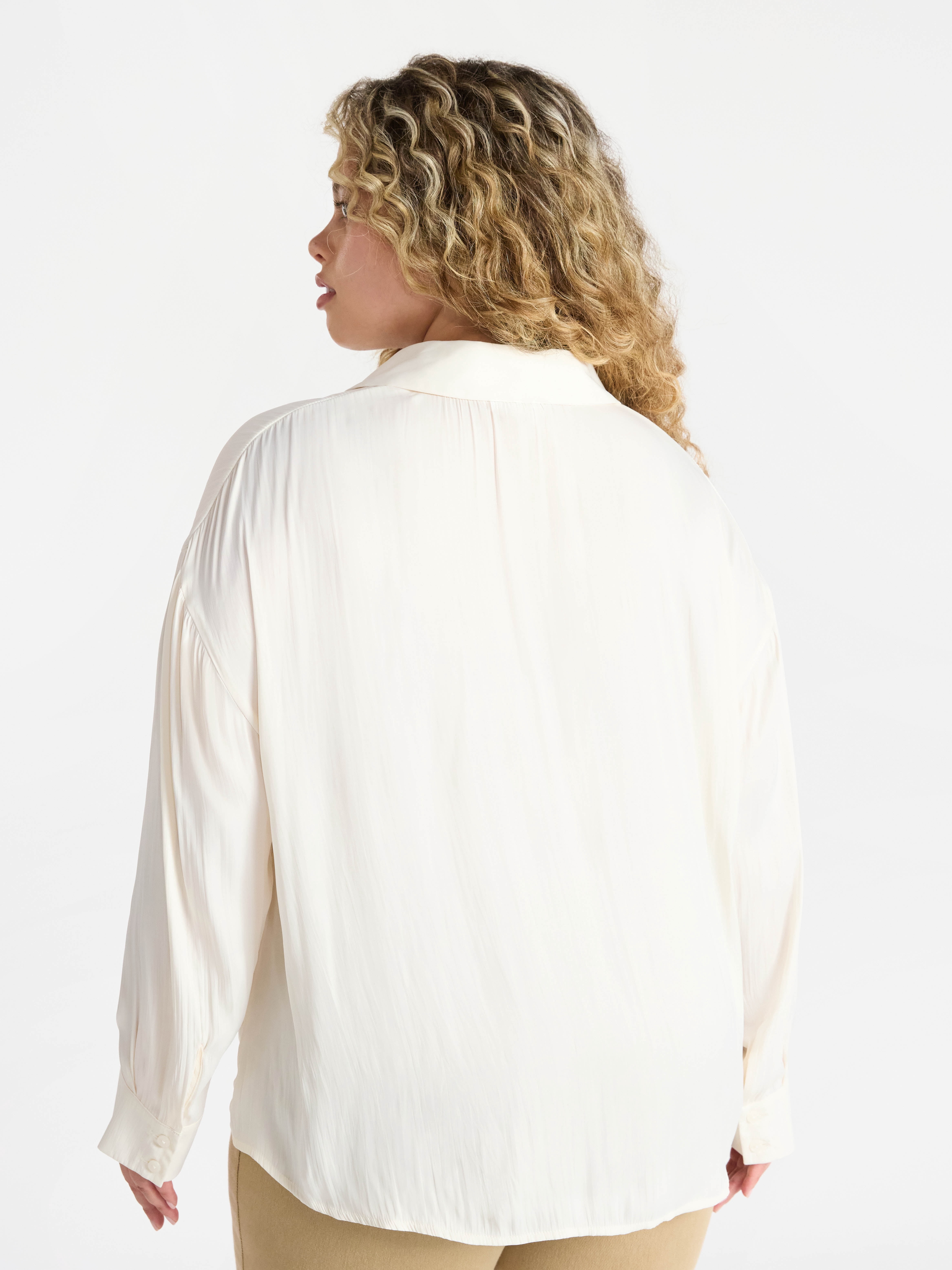Terra & Sky Women's Plus Twist Front Blouse with Long Sleeves, Sizes 0X-5X