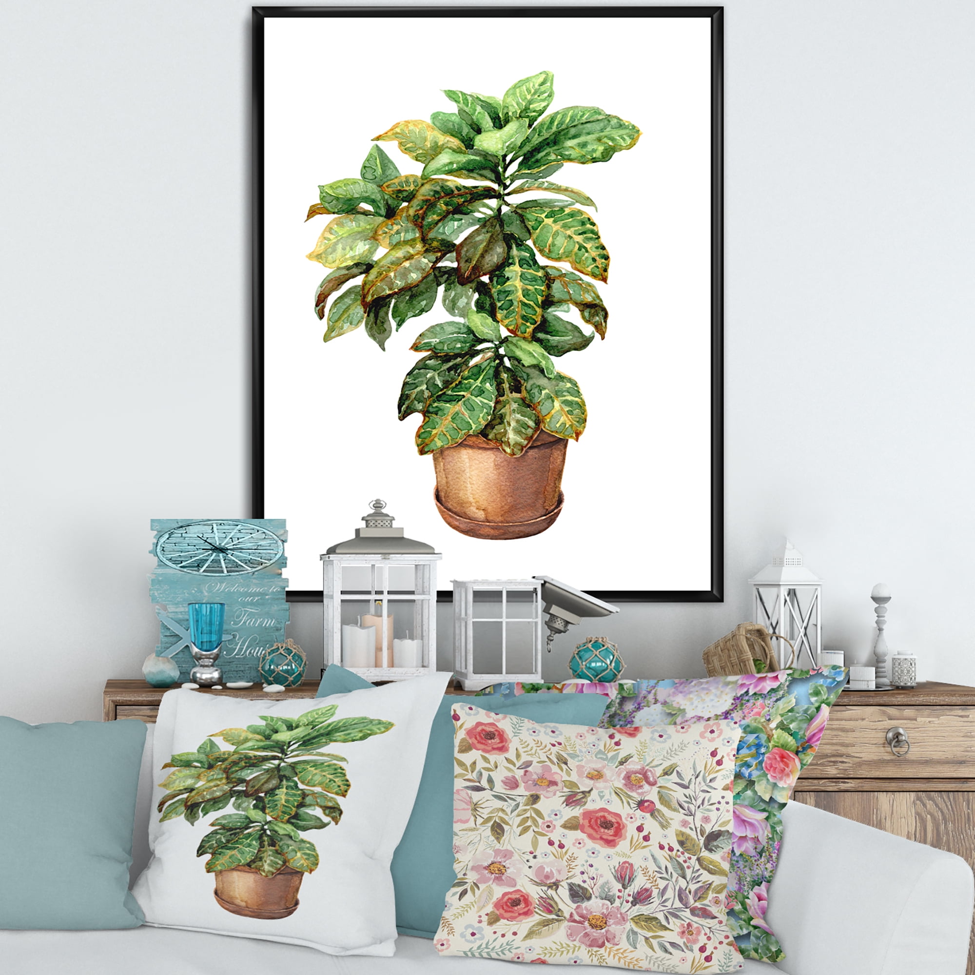 Designart 'Green Croton In Clay Flowerpot' Traditional Framed Canvas Wall Art Print