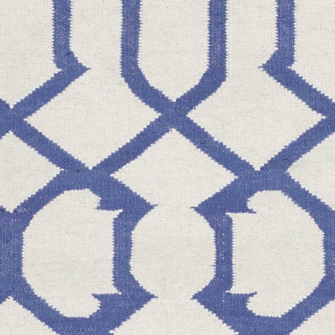 SAFAVIEH Dhurries Selena Geometric Wool Area Rug, Ivory/Purple, 3' x 5'