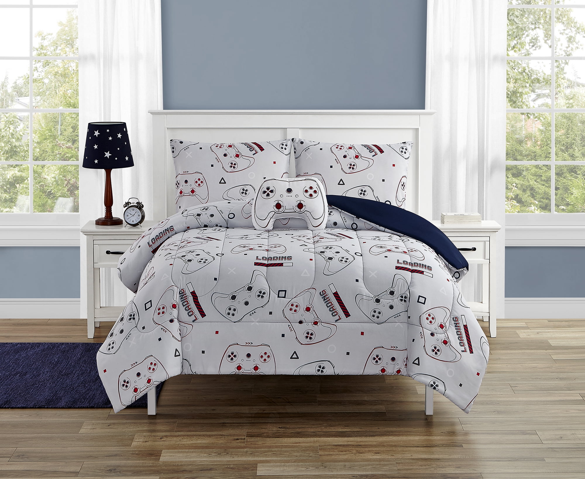 Winning Game 3 Piece Comforter Set with décor pillow Twin