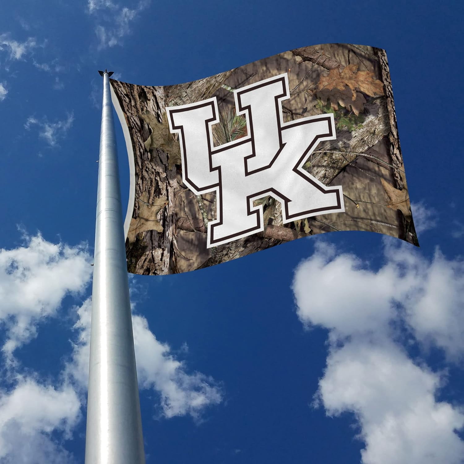 Kentucky NCAA Wildcats 3x5 Indoor Outdoor Camo Banner Flag with grommets for hanging