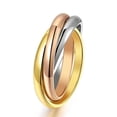 thumbnail image 4 of Anillo de tres colores de tres anillos de alta calidad con incrustaciones de diamantes en oro v Diseño de moda europeo y americano Anillo de tres anillos con incrustaciones de diamantes, 4 of 5