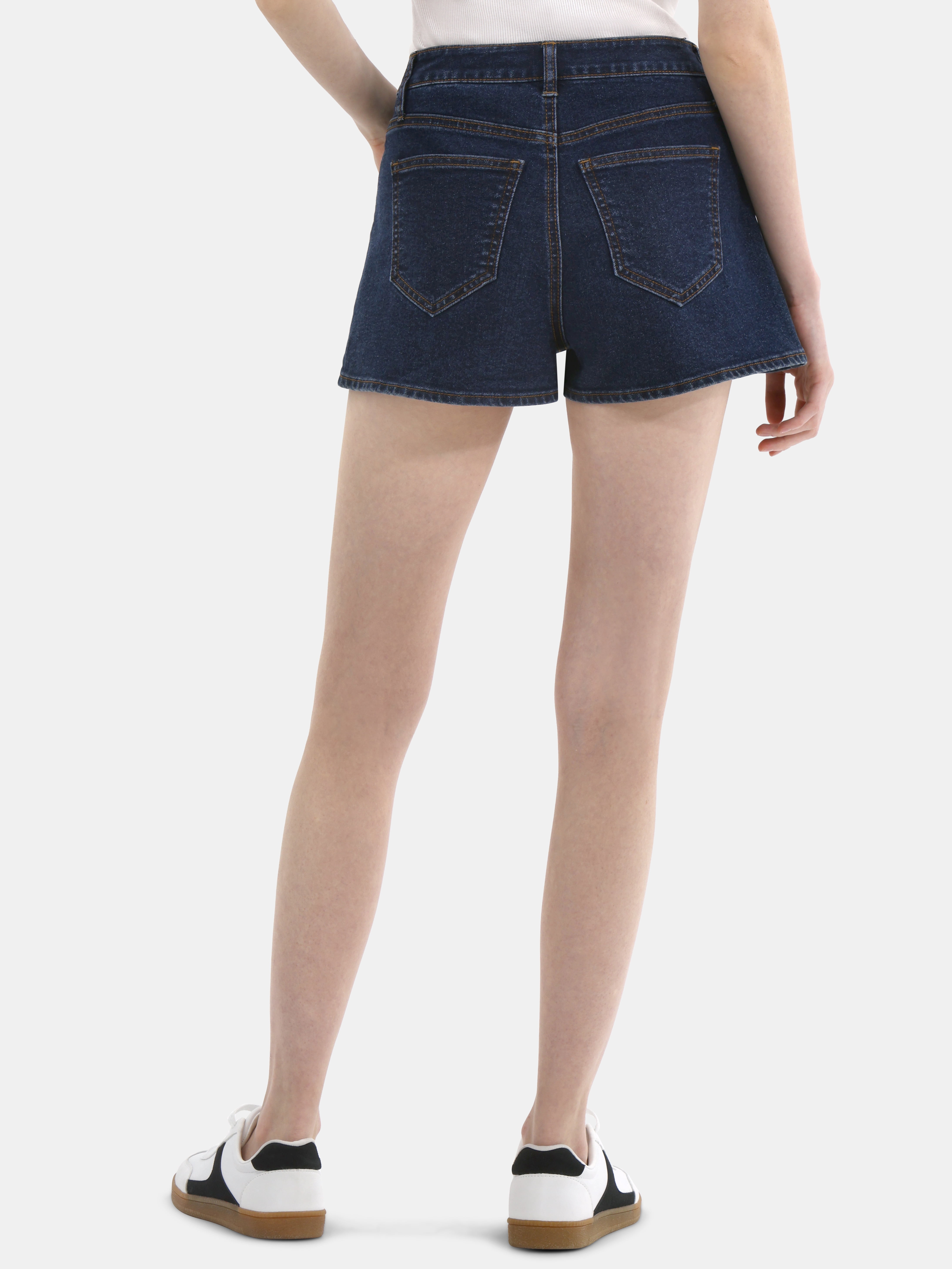 No Boundaries Denim Mom Short, Women's