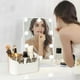 thumbnail image 5 of Estuche de Maquillaje de Plástico Transparente para Brochas, Paletas de Sombras y Productos de Belleza., 5 of 6