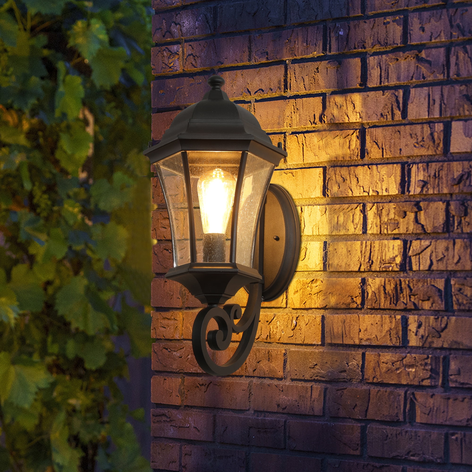 Leumius 1-Pack Vintage Wall-Mounted Outdoor Lantern Light, Elegant Black Metal Sconce for Porch, Patio and Garden Lighting (Bulb Not Included)