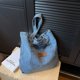 thumbnail image 4 of Bolso de mano para mujer de gran capacidad de mezclilla de Color sólido bolso de viaje femenino Simple, 4 of 9