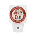 thumbnail image 1 of Recuerda Niños: La Electricidad Te Matará Luz nocturna LED con sensor de anochecer a amanecer para dormitorio, baño, pasillo, escaleras - Lámpara LED nocturna de enchufe, 0.5W - 1 pieza, 1 of 6