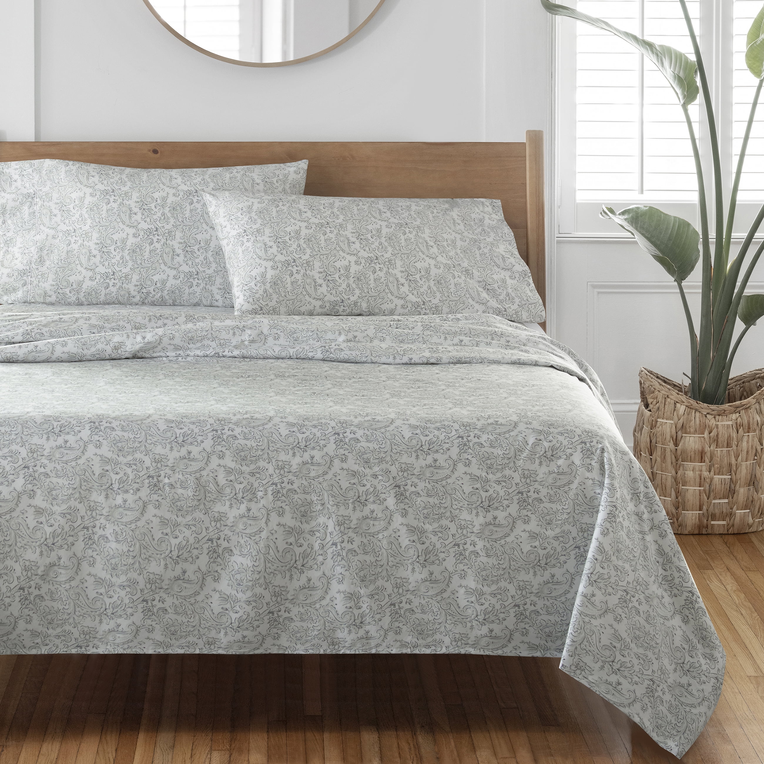Better Homes & Gardens 4-Piece 400 Thread Count Paisley Taupe Performance Bed Sheet Set, King
