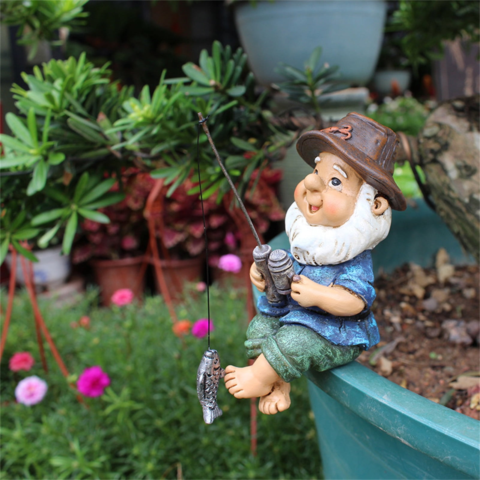Details about   Handcrafted Sitting Garden Gnome NEW 