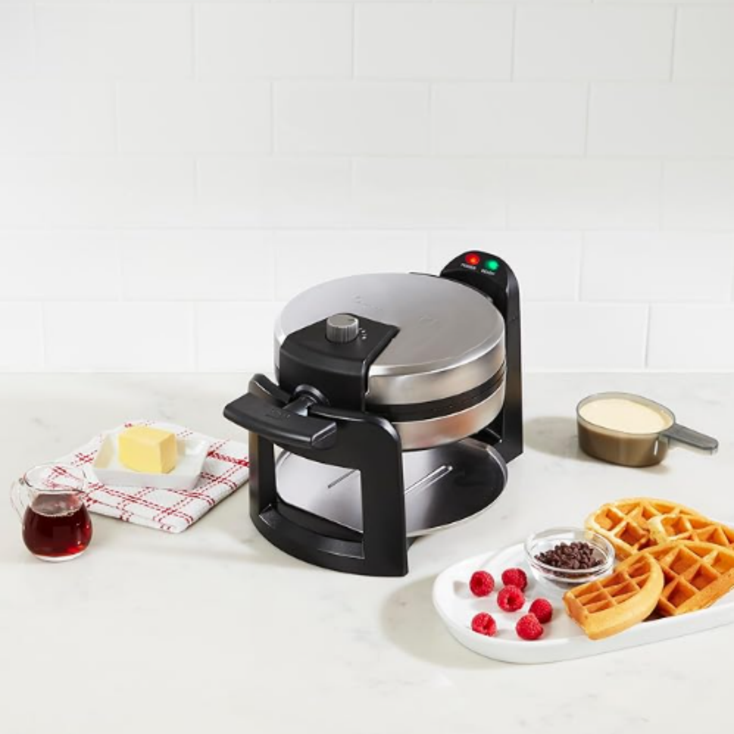 Round Flip Belgian Waffle Maker, Black/Silver, 1 inch thick