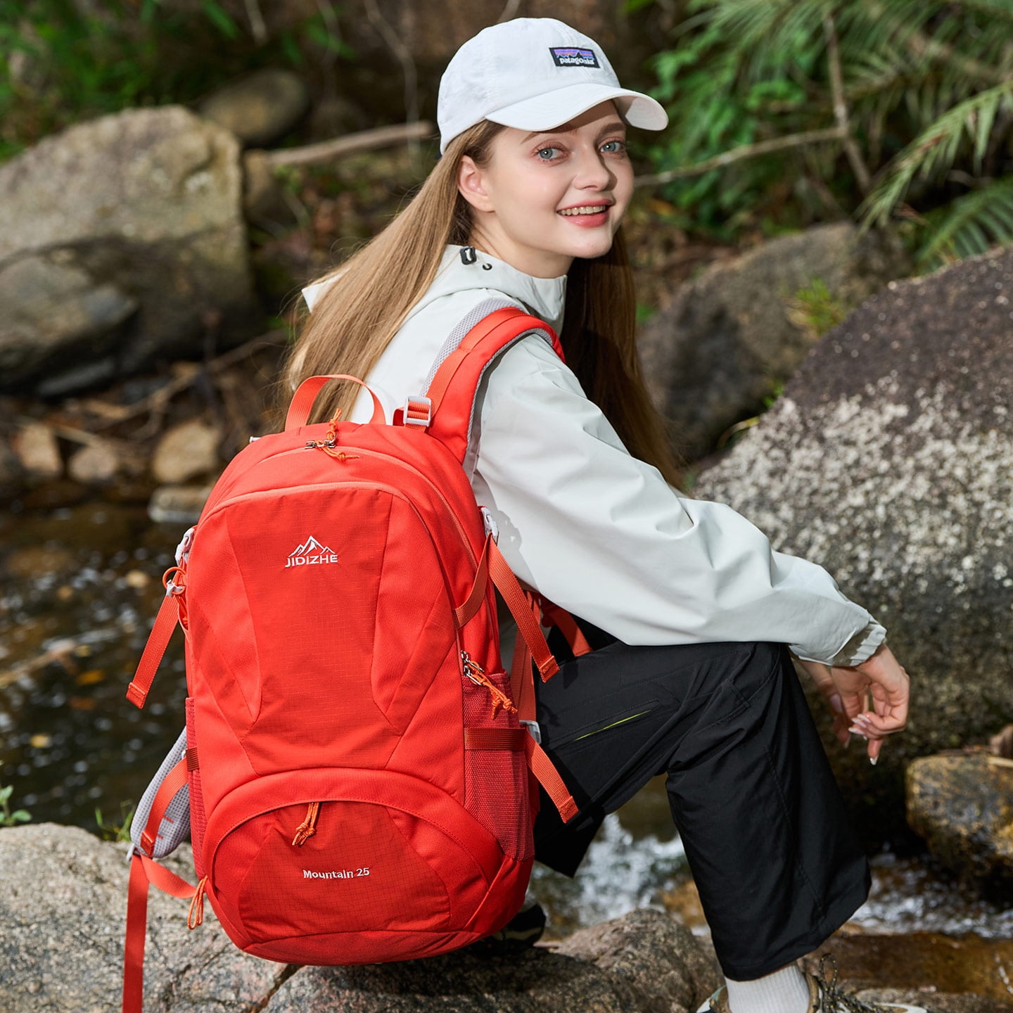 JIDIZHE 25L Polar Explorer Hiking Backpack, Lightweight Water-Resistant Outdoor Travel Backpack for Men & Women, Red