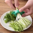 thumbnail image 2 of 1pcs Trancheuse Facile d'Oignon Vert Râpe à Fleurs de Prunier Oignons Verts Fil de Cuisine Superfine Râpe à Légumes, 2 of 5