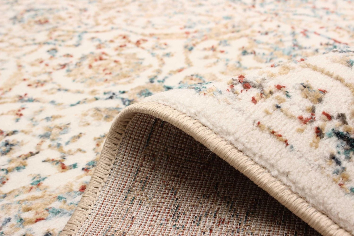 ECARPET Lauren Traditional Area Rug for living room, bedroom, dining room, entrance, hallway and more.