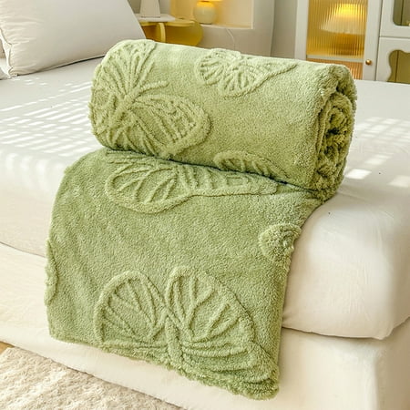 Summer Cooling Quilt with Ice Fabric Breathable Heat-Absorbing Blanket for Hot Sleepers Machine Washable All-Season Cool Comforter for Adults Childs and Babies